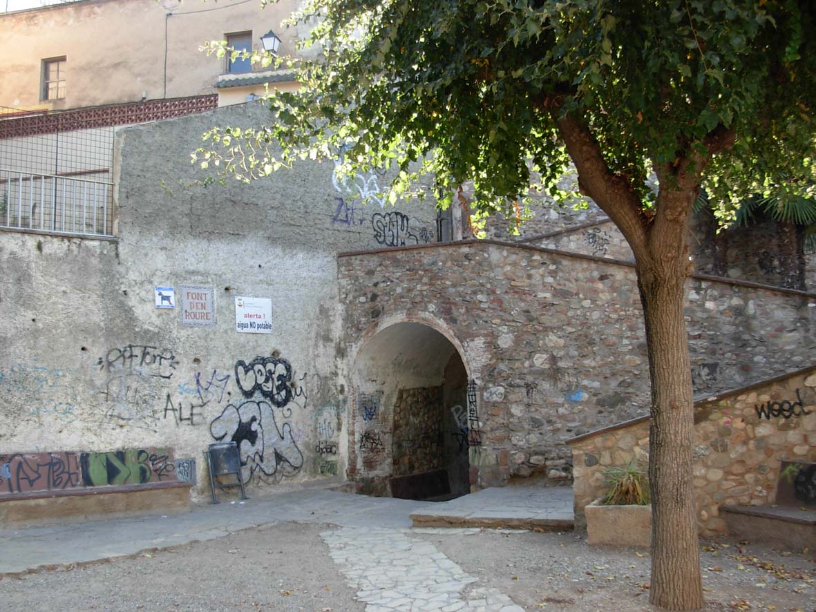 Imatge pels mitjans: Recuperació i millora de la Font d&#39;en Roure