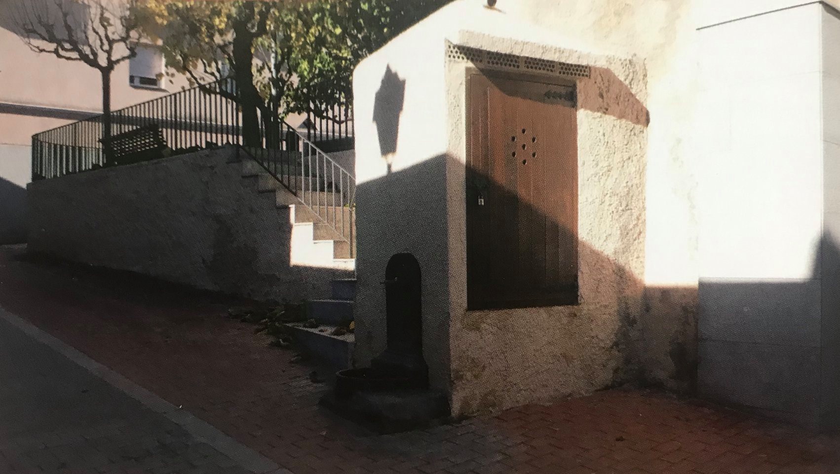 Imatge pels mitjans: Poema dedicat al pou del carrer Santa Oliva