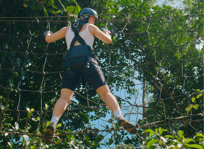 Imatge pels mitjans: Nou parc d&#39;aventura o ampliar-ne el que hi ha