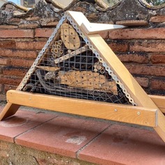 Manual per fer un hotel d'insectes!